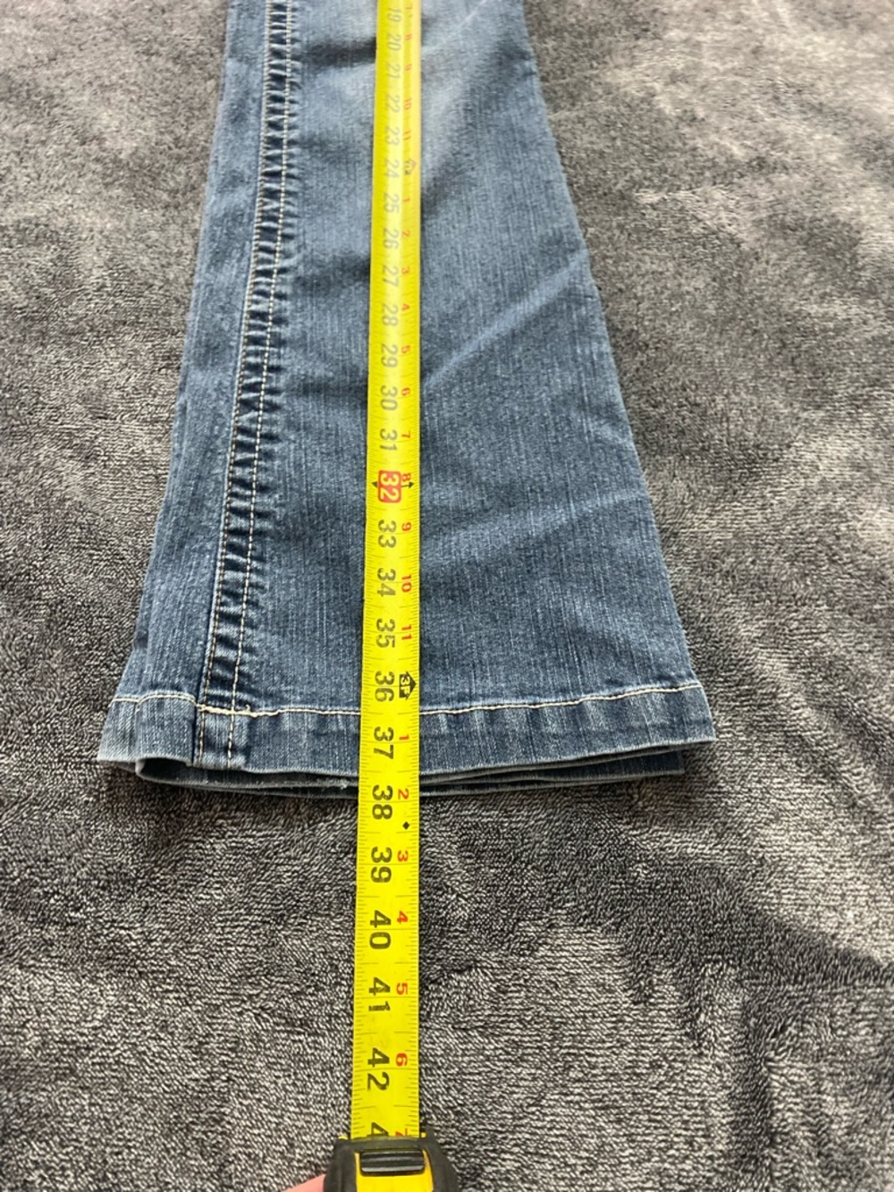 Y2K WallFlower Vintage Double Button Flare Jeans Size 7 - Picture 9 of 9